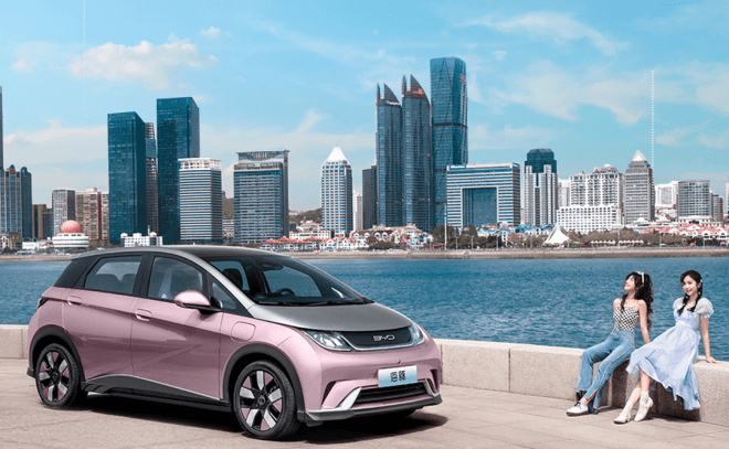 �ȁ��Ϻ������N��20�f������Ů܇��������